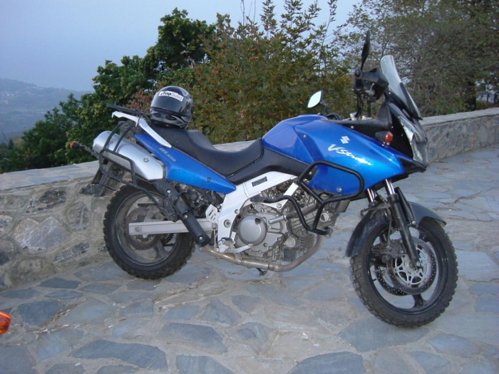 suzuki-dl650-04-bikepics-432935.jpg